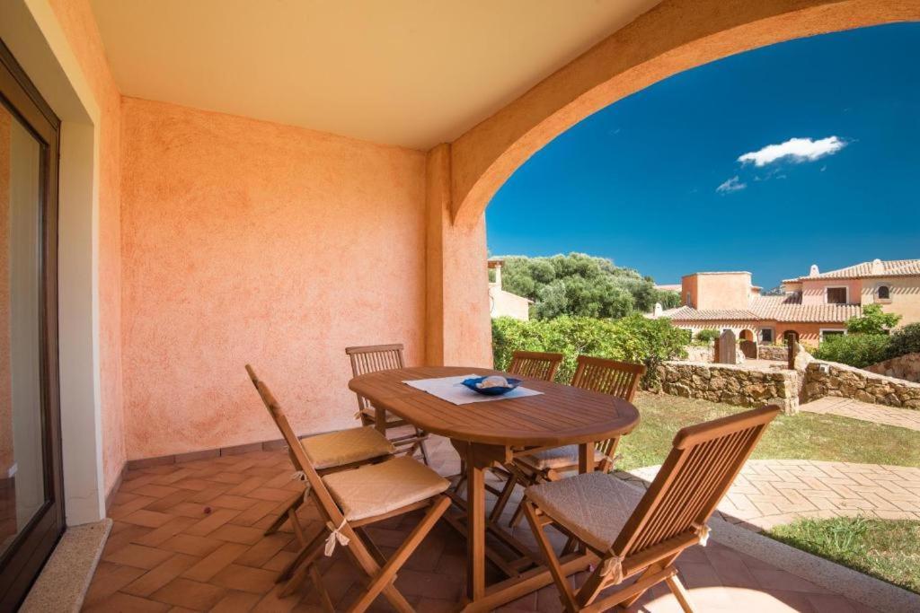 Le Perle Di Golfo Aranci Villa Exterior photo