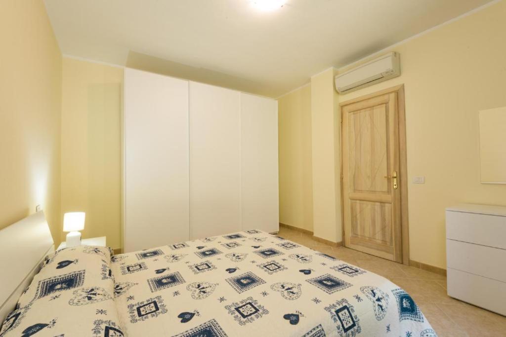 Le Perle Di Golfo Aranci Villa Exterior photo