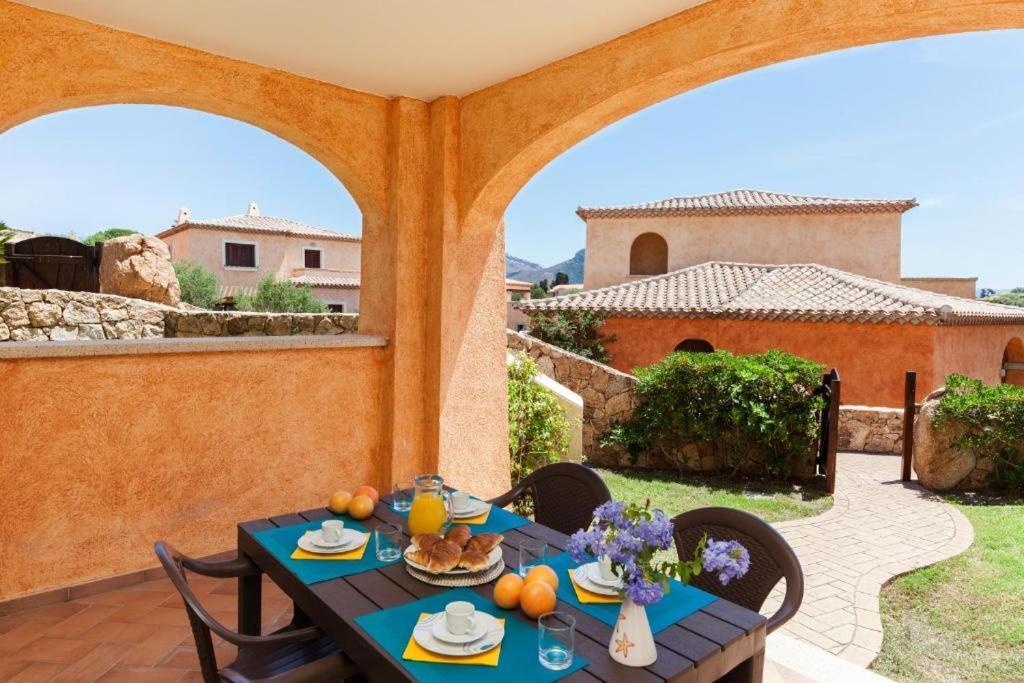 Le Perle Di Golfo Aranci Villa Exterior photo